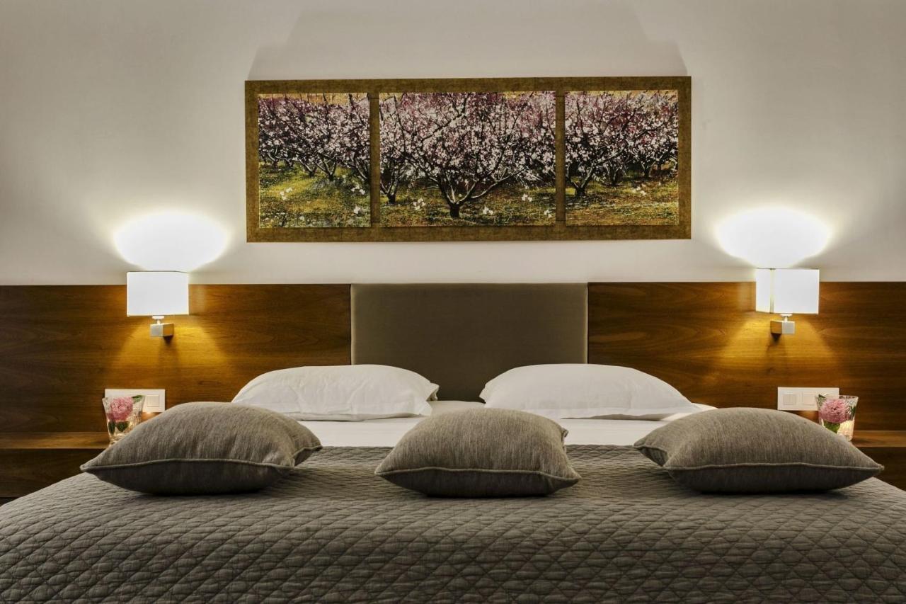12 Months Resort & Spa Tsagkarada Extérieur photo