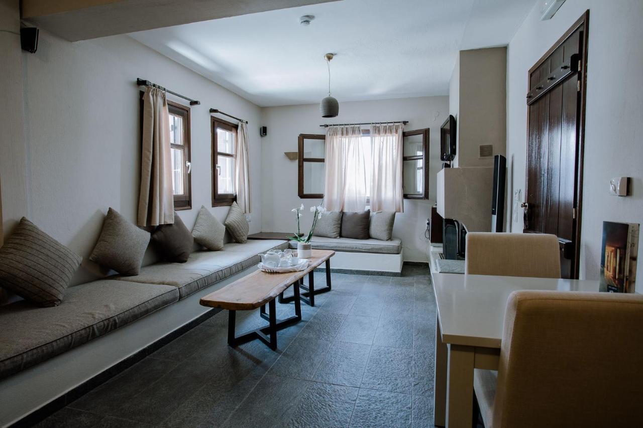 12 Months Resort & Spa Tsagkarada Extérieur photo